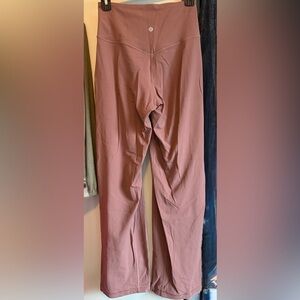 Lululemon Align high-rise wide leg pant size 4 short.